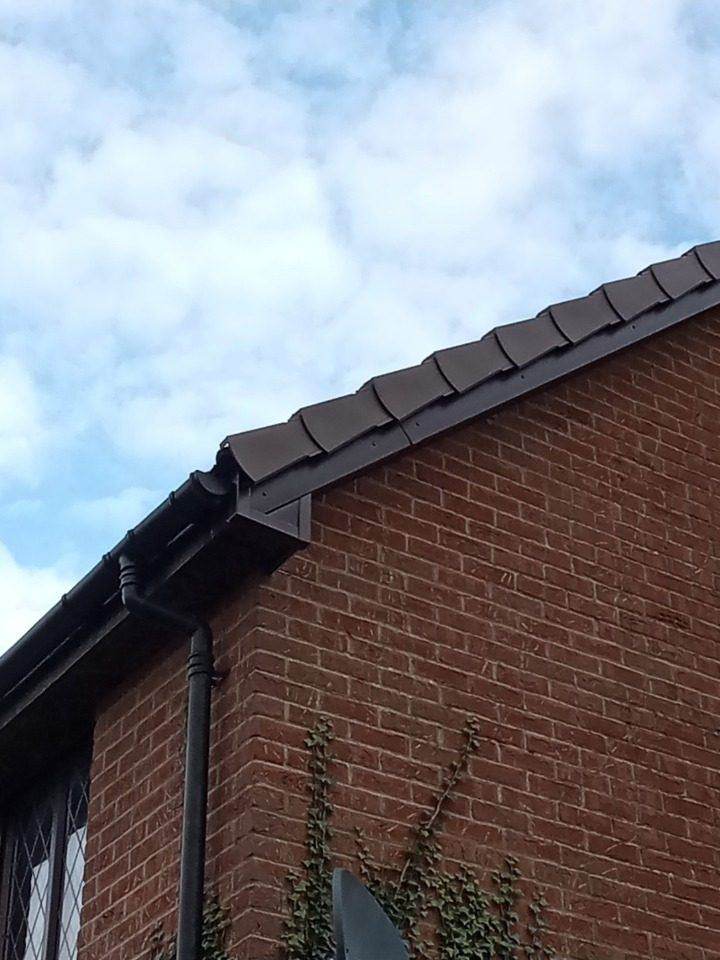 Wallace Roofing – fascia guttering